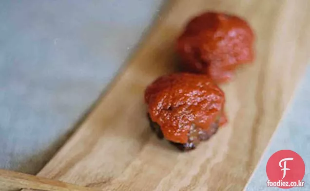 케이 퍼 토마토 소스의 이탈리아 미트볼