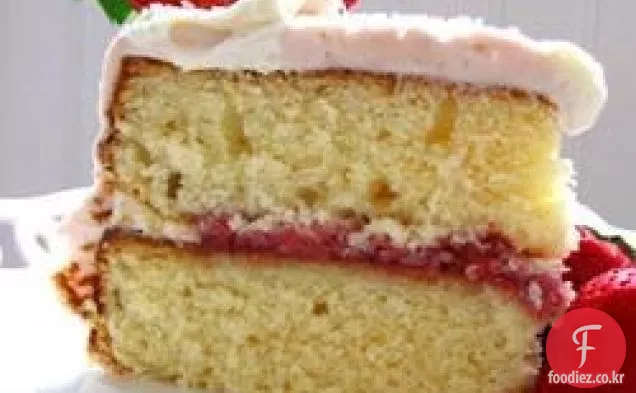 간단한 흰색 케이크