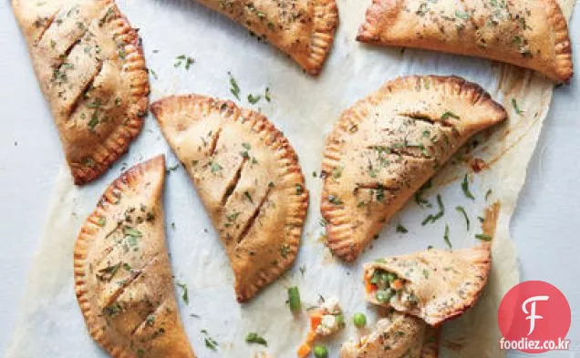 통밀 크래커에 카레 매운 계란