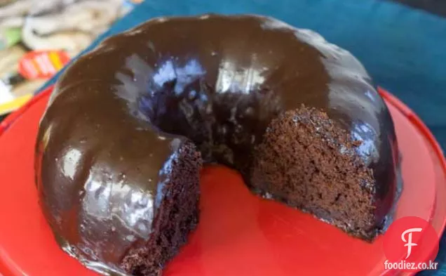완벽하게 초콜릿 도넛 케이크