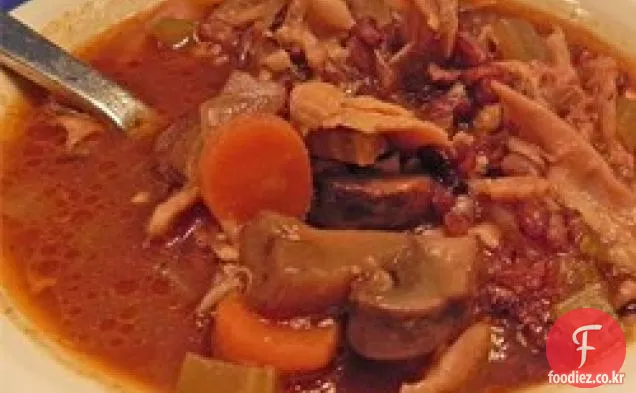 로우 앤 슬로우 버섯 보리 수프