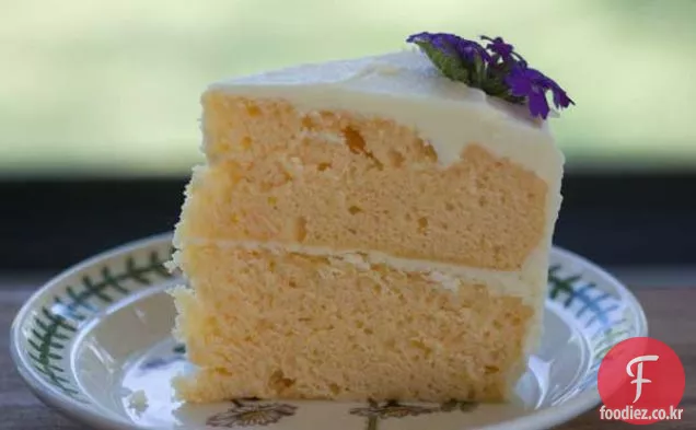 강화 된 오렌지 시클 케이크 믹스 케이크