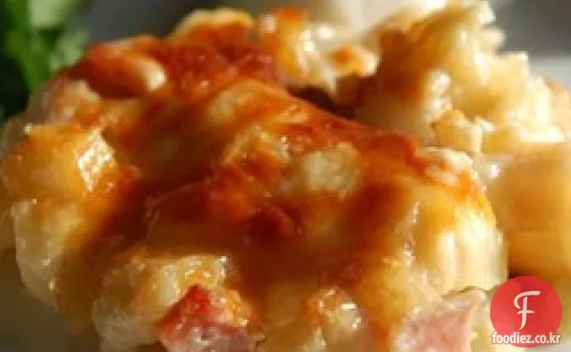 치즈 햄과 해시 브라운 캐서롤