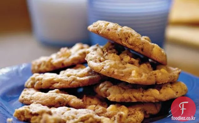 화이트 초콜릿 칩-오트밀 쿠키