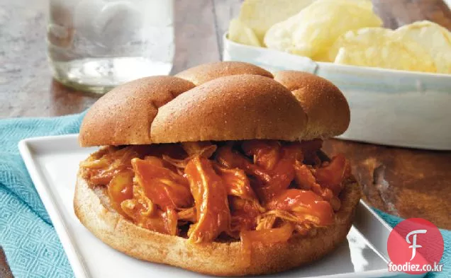 뽑아 치킨 샌드위치