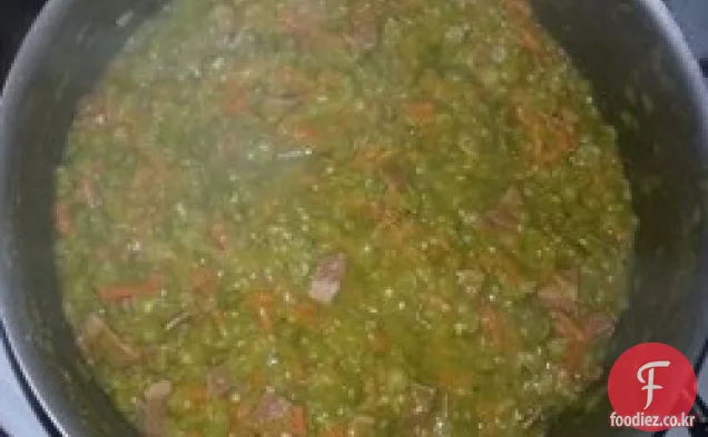로즈마리와 완두콩 수프 분할