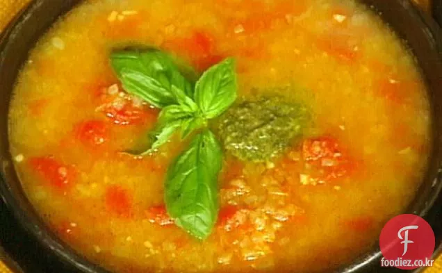 토마토와 마늘 수프