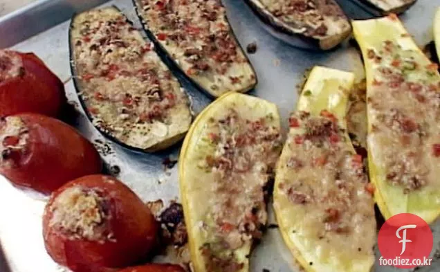 가지,노란색 스쿼시 및 토마토 카지노