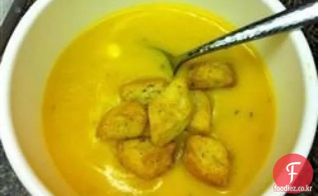 기셀라의 버터넛 스쿼시 수프
