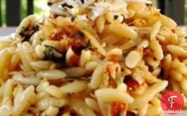 햇볕에 말린 토마토 바질 오르조