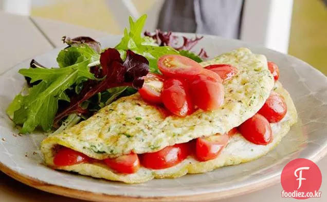토마토와 달걀 흰자 오믈렛