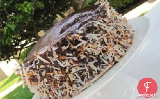 초콜릿 코코넛 크림 케이크