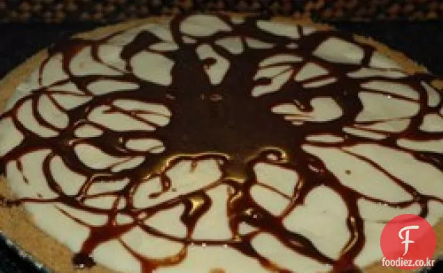 초콜릿 카라멜 너트 파이