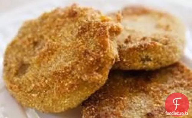 검소한 튀긴 그린 토마토