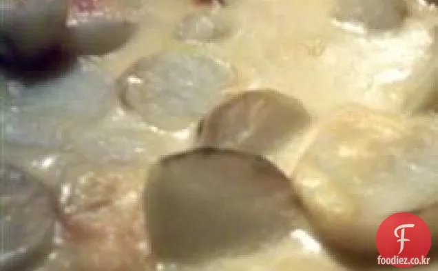 쉬운 체다 치즈 감자 베이크
