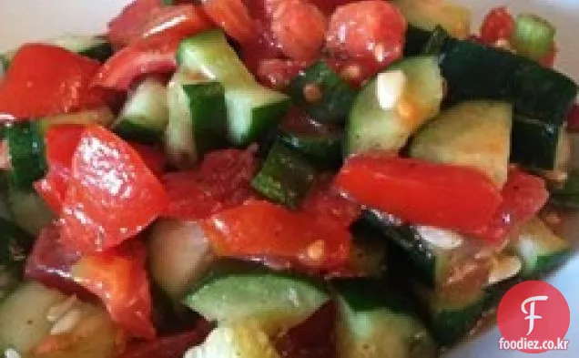 이탈리아 토마토 오이 샐러드