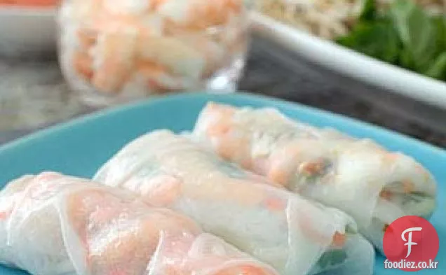 새우 양상추 랩 및 스프링 롤
