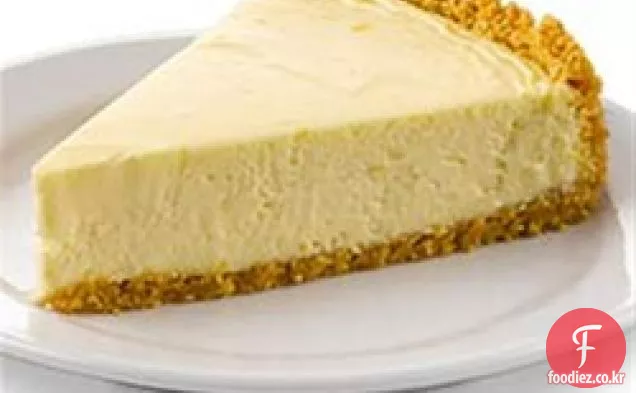 트루 비아를 곁들인 클래식 치즈 케이크 100%천연 감미료