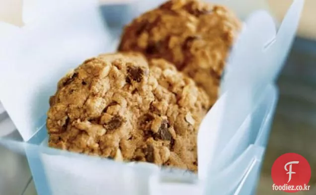 땅콩 버터-초콜릿 칩-오트밀 쿠키