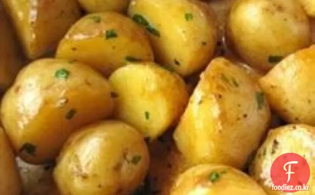 바베 큐 노련한 아기 감자