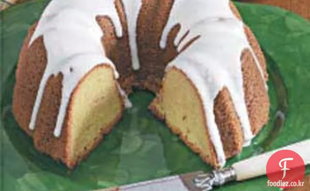 피스타치오 번트 케이크