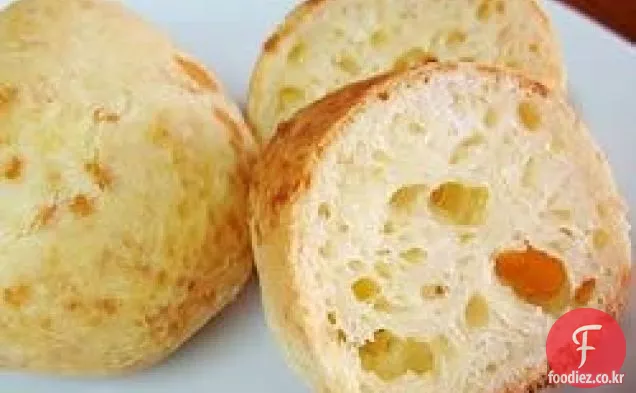 브라질 치즈 빵(파오 데 퀴조)