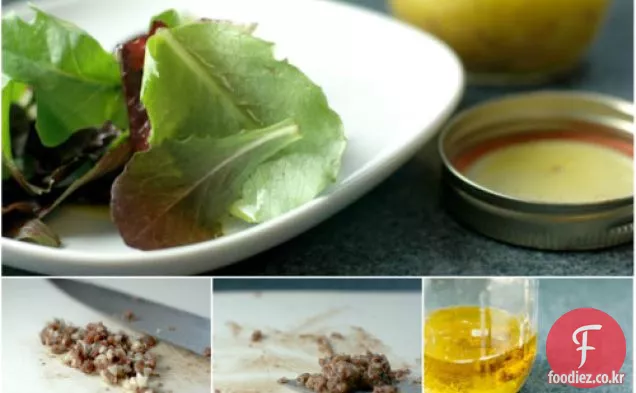 파삭 파삭 한 속삭임:버터 빵 부스러기가있는 구운 아스파라거스