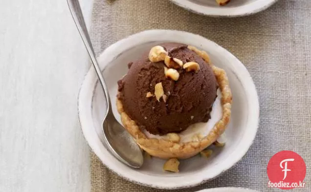 초콜릿 헤이즐넛 아이스크림 컵 케이크