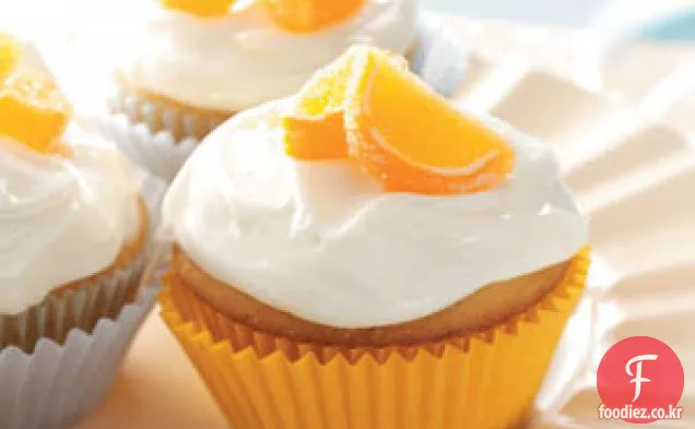 오렌지 날짜 컵 케이크