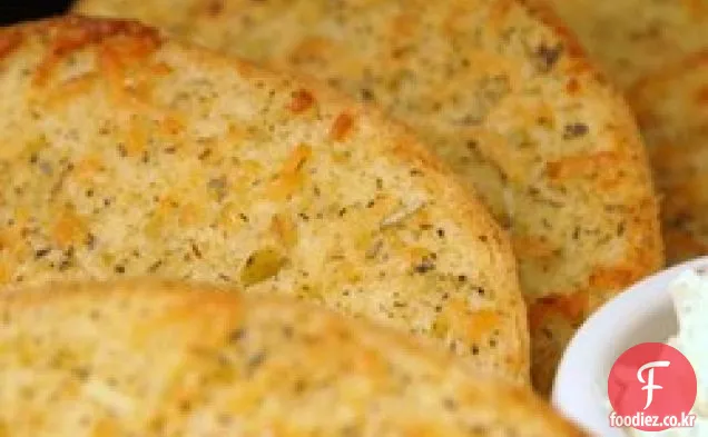 파르 메산 마늘 빵