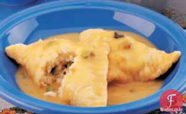 닭고기 속을 채운 묶음