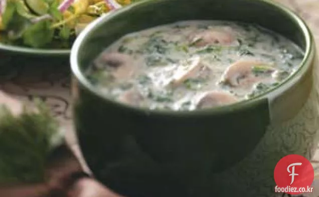 버섯-시금치 크림 수프