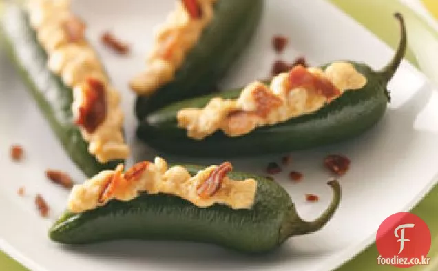 치즈를 채운 할라피뇨
