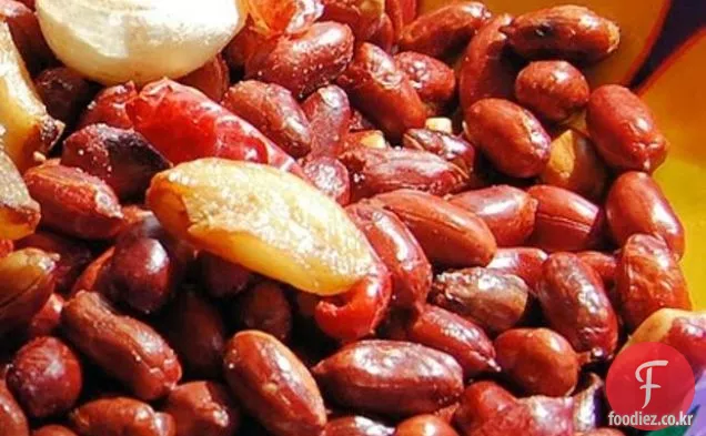 칠레-마늘 땅콩과 지 카마 스낵