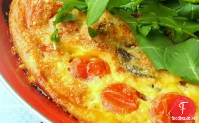 체리 토마토와 바질 클라 푸티스