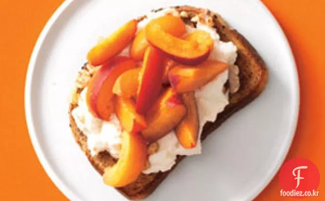 리코 타 살구 토스트