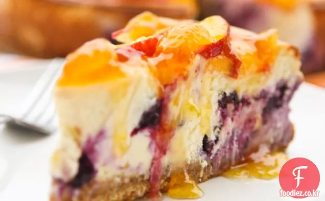 복숭아 토핑 블루 베리 치즈 케이크