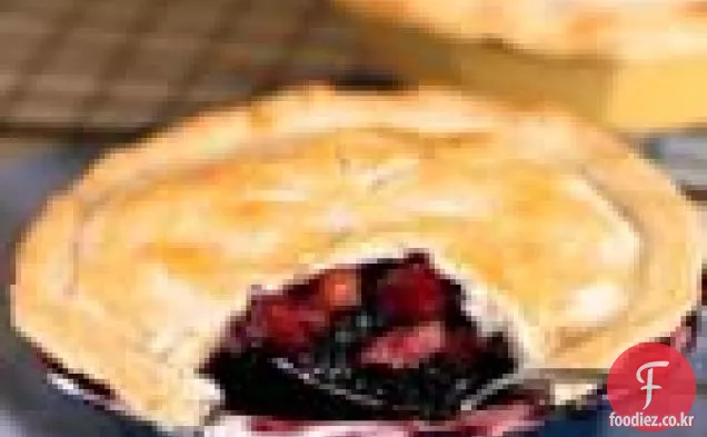 야생 블루 베리 복숭아 파이
