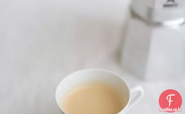 코코넛 커피 쉐이크