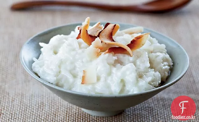 코코넛 아르보 리오 쌀 푸딩