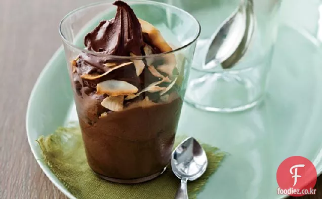 로마의 유제품 프리 초콜릿 코코넛 아이스크림