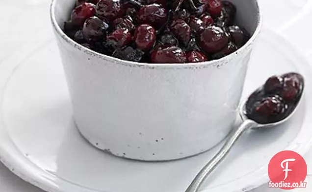 술을 많이 마시는 크랜베리 소스