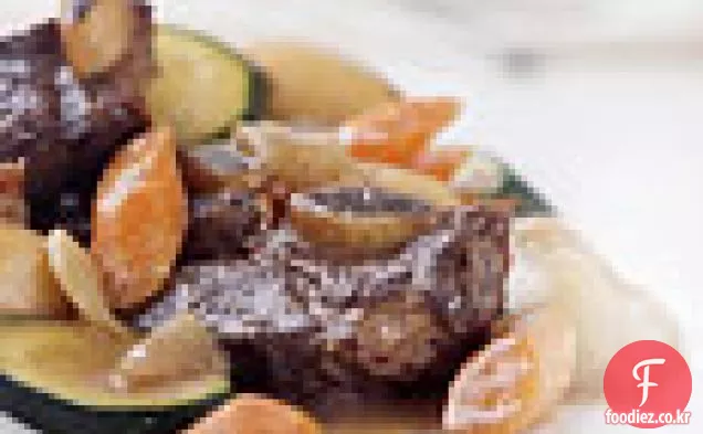 레드 와인-야채와 함께 찐 갈비