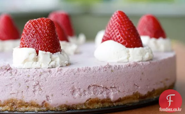 생 딸기 치즈 케이크
