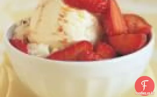 주스티 발사믹 식초와 딸기