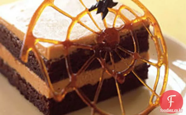 초콜릿 카라멜 레이어 케이크