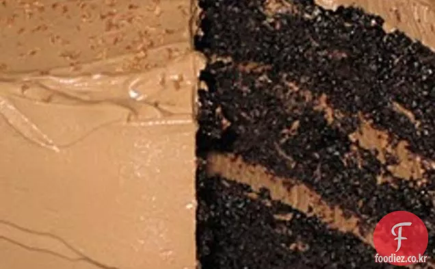 트리플 레이어 초콜릿 크림 케이크