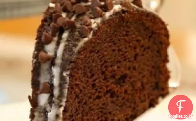글레이즈 초콜릿-호박 도넛 케이크