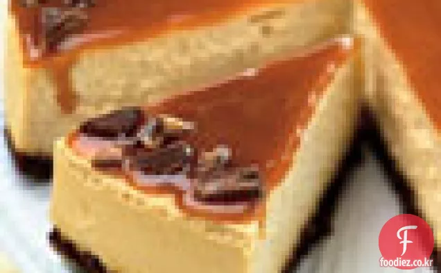 토피 크런치 카라멜 치즈 케이크