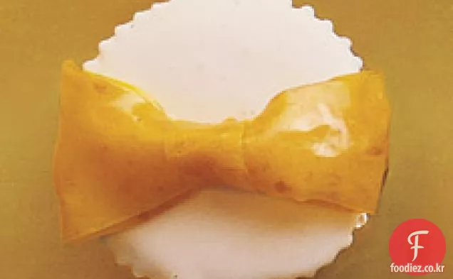 노란 버터 컵 케이크